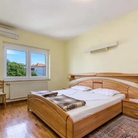 Nada Apartment *